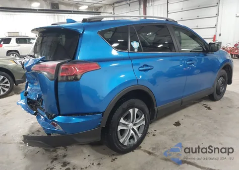 2017 Toyota Rav4 Le z USA, uszkodzony, nr VIN JTMBFREV2HJ708403